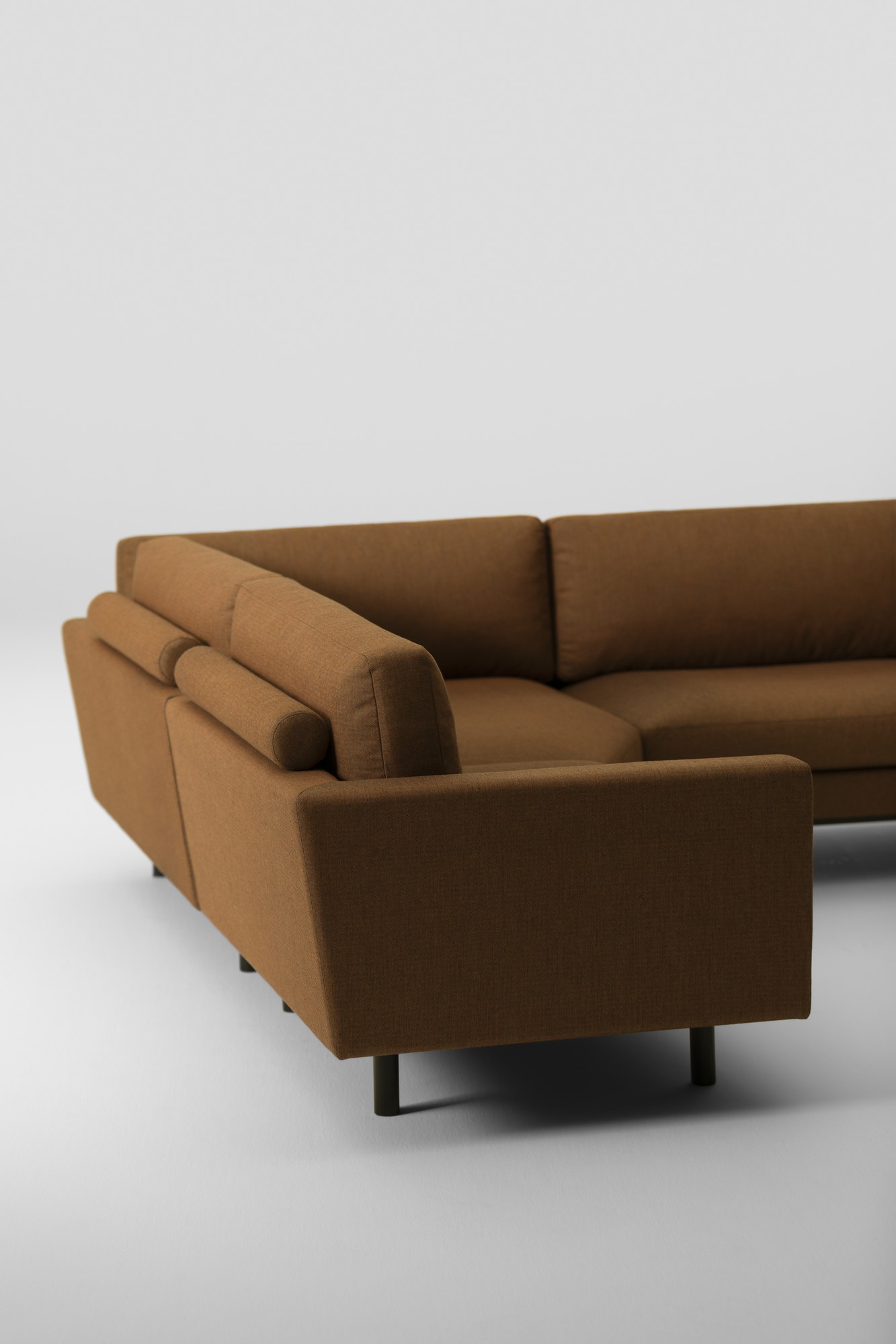 WIDE ONE ARM SOFA Left | Products | Maruni Wood Industry